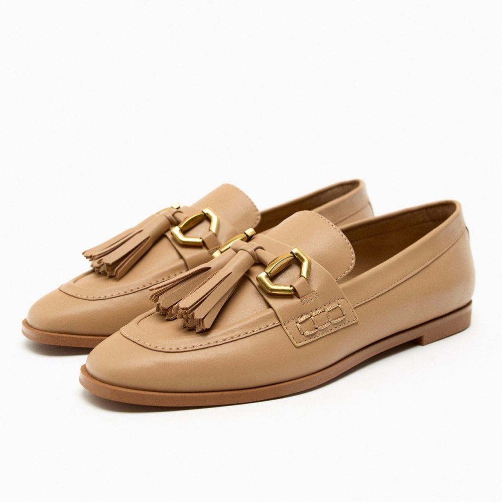 Flat loafers